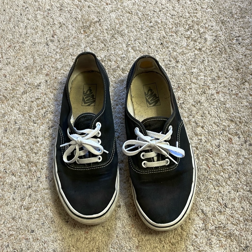 Vans low top classics-black and white 10.5 men’s/12 womens